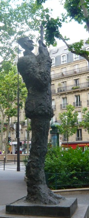 Statue of Dreyfus