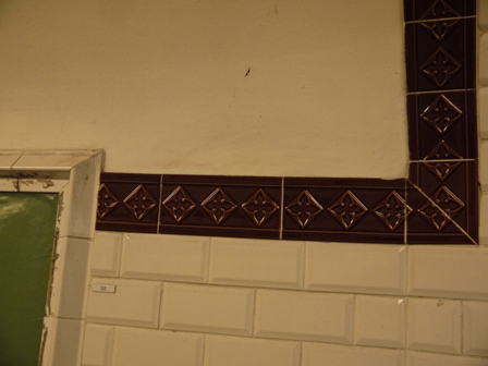 border tiles
