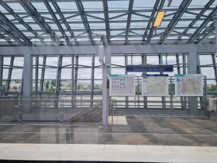 Open air station
